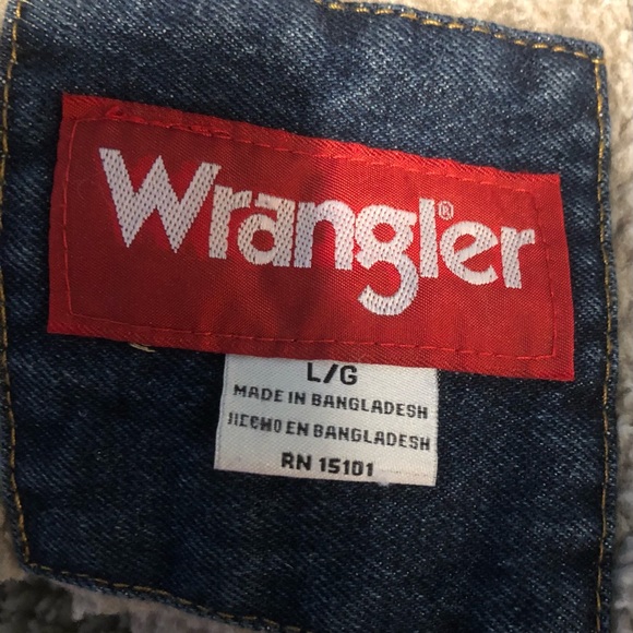 Wrangler Men’s Heavyweight Denim Blue Jean Jacket Gently Used Sized “L” Lined - Picture 3 of 14